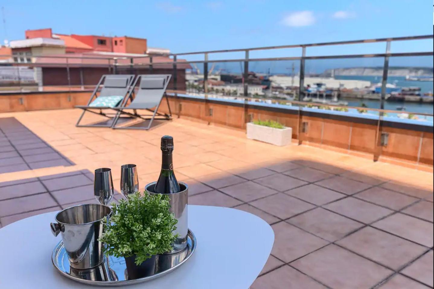 Atico Lujo Costa Vasca Bilbaoterraza Mar Jacuzi Apartment Santurtzi Bagian luar foto